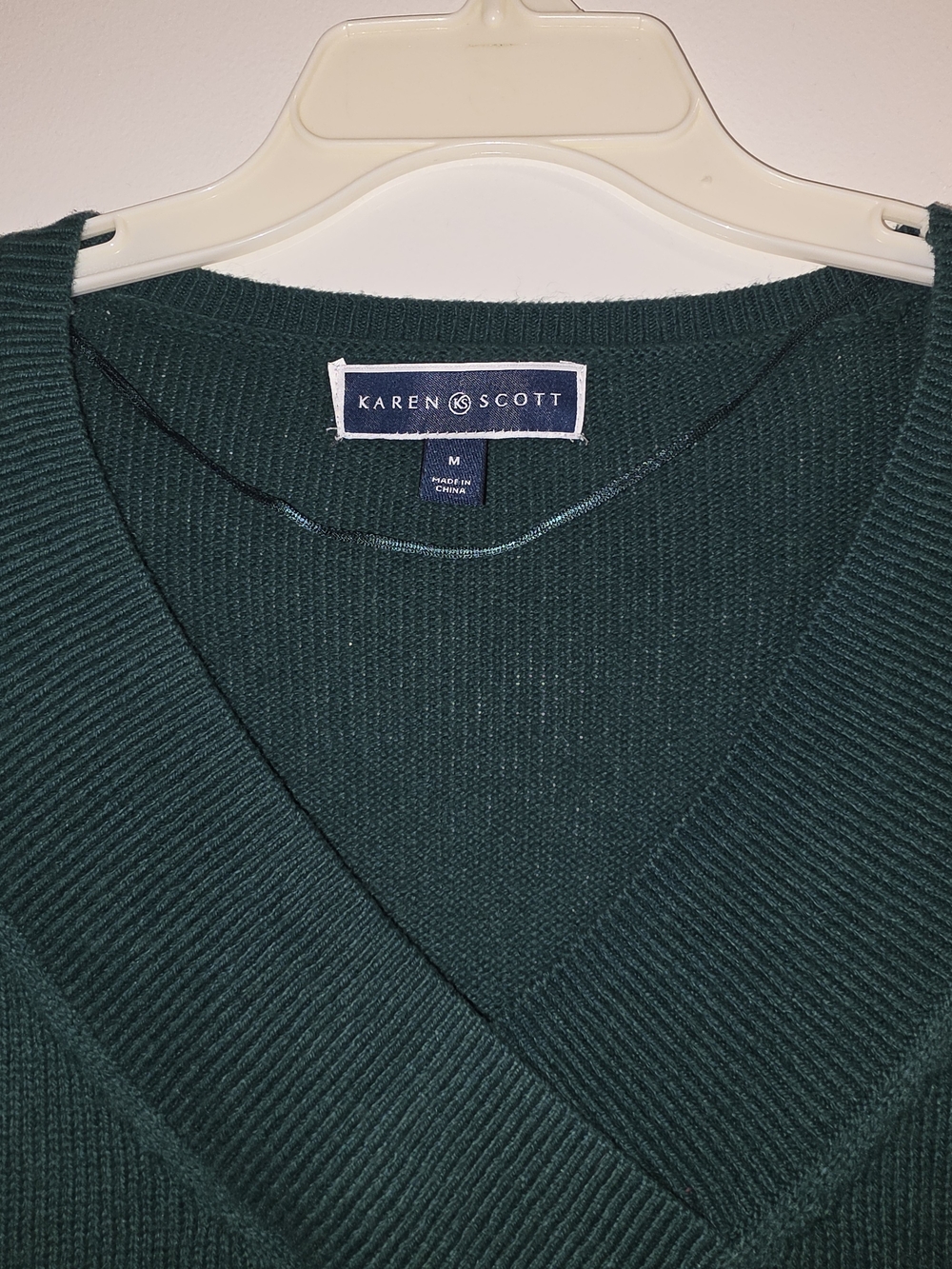 Karen Scott V-Neck Sweater in Forest Green